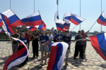 «Молодая Гвардия Единой России» и активисты ОНФ провели праздничный флешмоб в честь Дня Государственного флага России