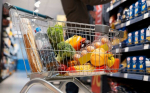 Продавщицу оштрафовали за кражу продуктов и пива в воронежском Калаче