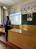 В Воронежской области сотрудница регионального следственного управления провела профилактическое занятие со школьниками